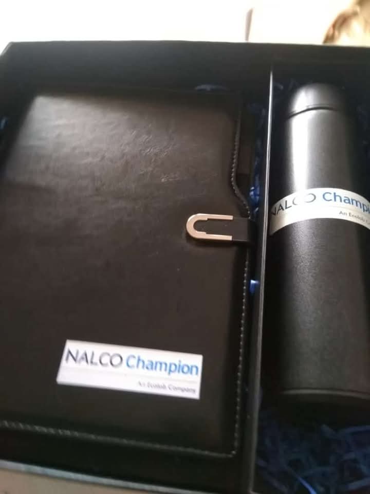 Custom Gift Boxes/Branded Items